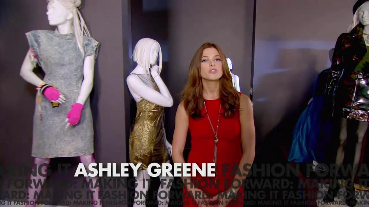 Ashley-Greene_dot_nl-FashionForwardMakingIt_00113.jpg
