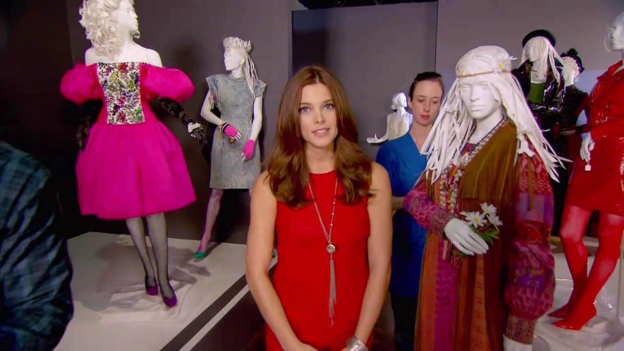 Ashley-Greene_dot_nl-FashionForwardMakingIt_00118.jpg