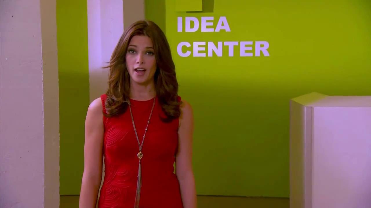 Ashley-Greene_dot_nl-FashionForwardMakingIt_00156.jpg
