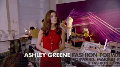 Ashley-Greene_dot_nl-FashionForwardMakingIt_00089.jpg