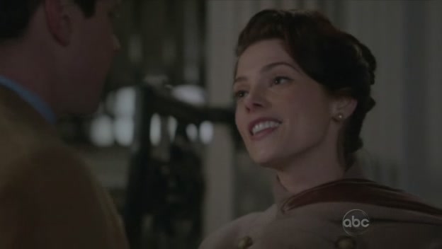 Ashley-Greene-dot-nl_PanAm2x10SecretAndLies0230.jpg