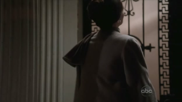 Ashley-Greene-dot-nl_PanAm2x10SecretAndLies0240.jpg