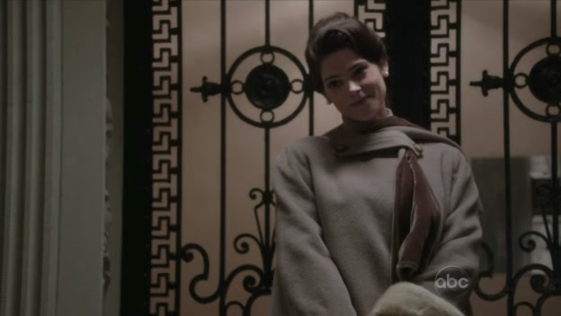Ashley-Greene-dot-nl_PanAm2x10SecretAndLies0244.jpg