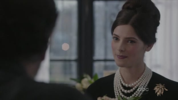 Ashley-Greene-dot-nl_PanAm2x10SecretAndLies1298.jpg