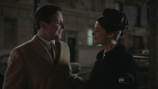 Ashley-Greene-dot-nl_PanAm2x10SecretAndLies1620.jpg