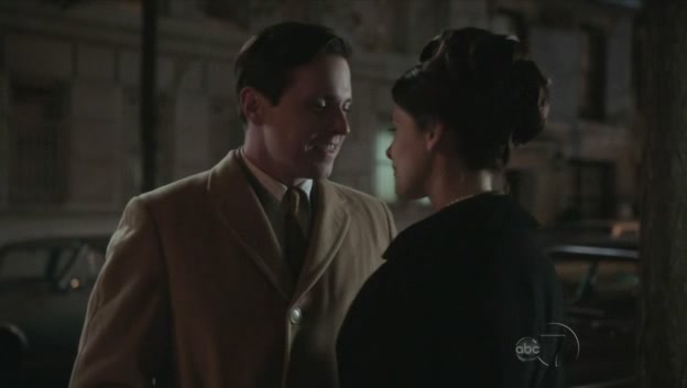 Ashley-Greene-dot-nl_PanAm2x10SecretAndLies1621.jpg