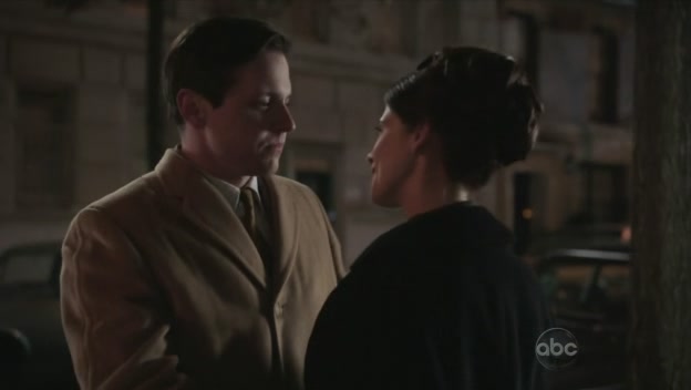Ashley-Greene-dot-nl_PanAm2x10SecretAndLies1647.jpg