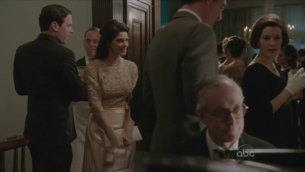 Ashley-Greene-dot-nl_PanAm1x11-0015.jpg