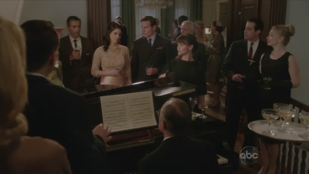 Ashley-Greene-dot-nl_PanAm1x11-0252.jpg