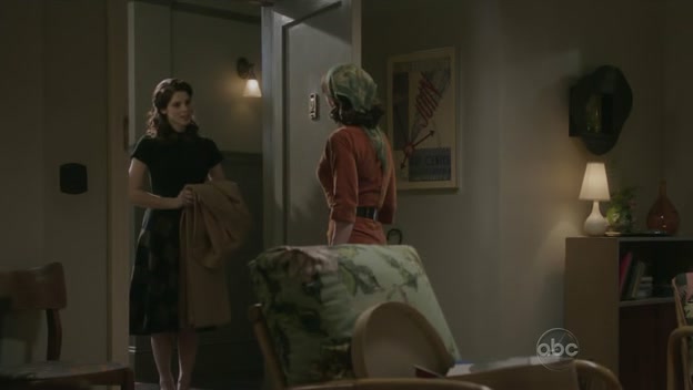 Ashley-Greene-dot-nl_PanAm1x120114.jpg