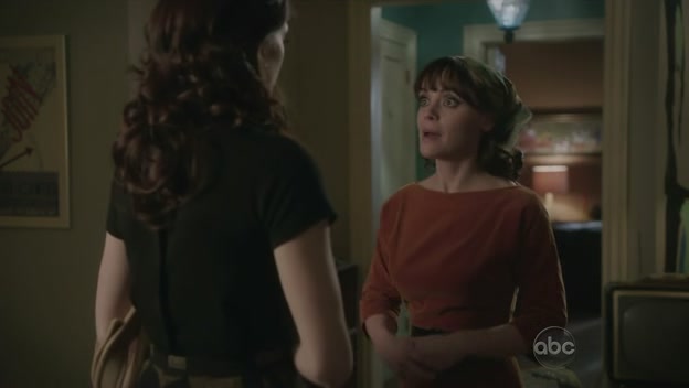 Ashley-Greene-dot-nl_PanAm1x120156.jpg