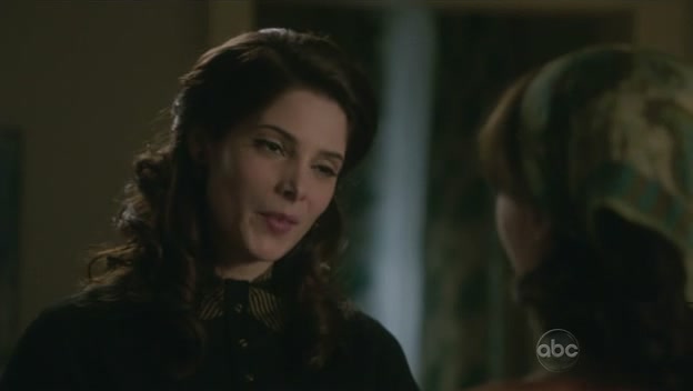 Ashley-Greene-dot-nl_PanAm1x120160.jpg