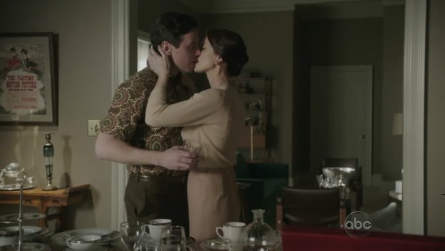 Ashley-Greene-dot-nl_PanAm1x120654.jpg
