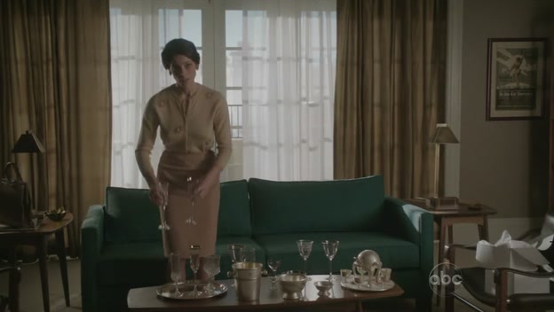 Ashley-Greene-dot-nl_PanAm1x121015.jpg