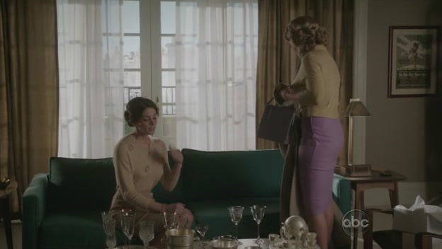 Ashley-Greene-dot-nl_PanAm1x121021.jpg