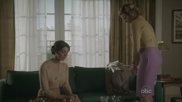Ashley-Greene-dot-nl_PanAm1x121025.jpg