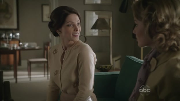 Ashley-Greene-dot-nl_PanAm1x121035.jpg