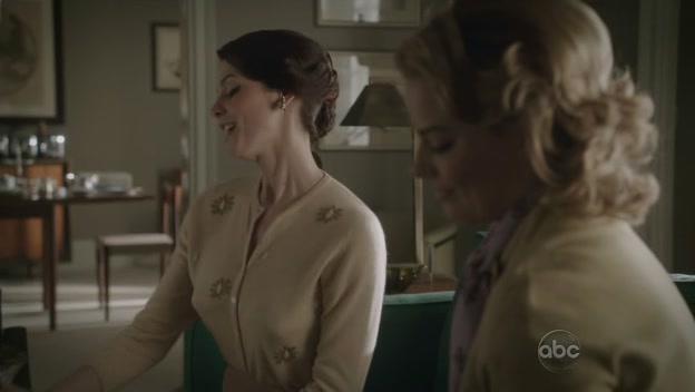 Ashley-Greene-dot-nl_PanAm1x121042.jpg