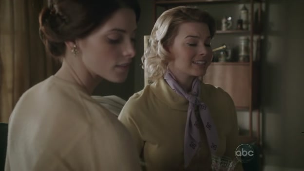 Ashley-Greene-dot-nl_PanAm1x121044.jpg