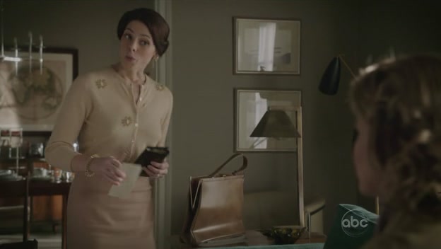 Ashley-Greene-dot-nl_PanAm1x121089.jpg