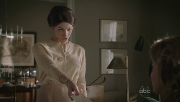 Ashley-Greene-dot-nl_PanAm1x121093.jpg