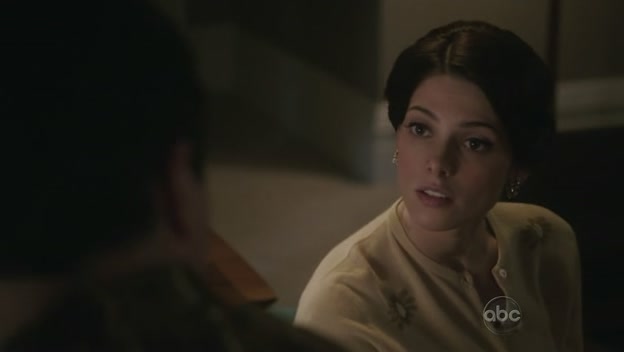 Ashley-Greene-dot-nl_PanAm1x121510.jpg