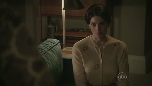 Ashley-Greene-dot-nl_PanAm1x121539.jpg