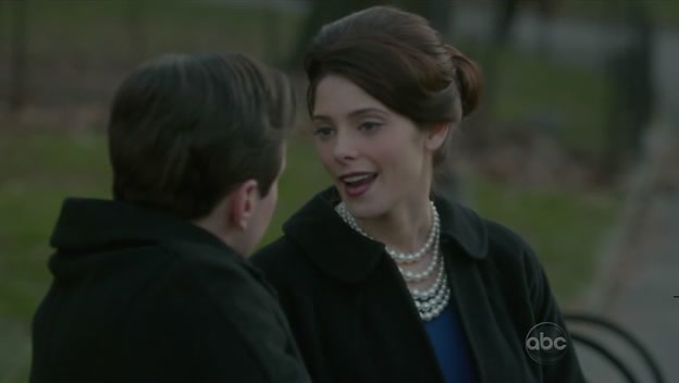 Ashley-Greene-dot-nl_PanAm1x122207.jpg