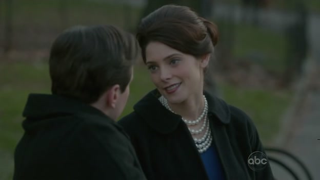 Ashley-Greene-dot-nl_PanAm1x122208.jpg