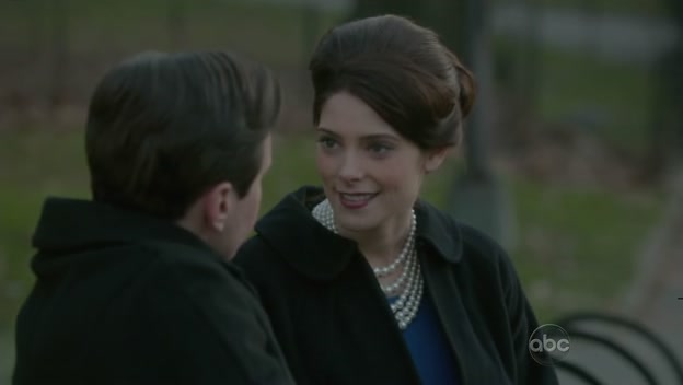 Ashley-Greene-dot-nl_PanAm1x122213.jpg