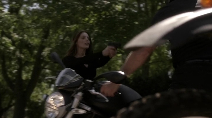 Ashley-Greene_dot_nl_Rogue-3x11NewShooter0241.jpg Ashley-Greene_dot_nl_Rogue-3x11NewShooter0241.jpg