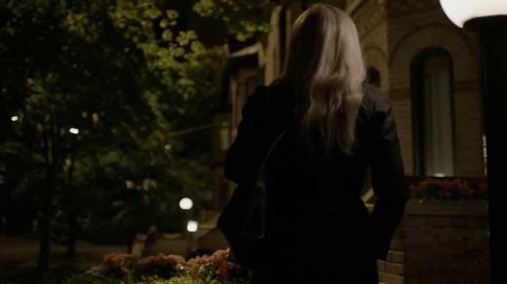 Ashley-Greene_dot_nl_Rogue-3x11NewShooter2732.jpg Ashley-Greene_dot_nl_Rogue-3x11NewShooter2732.jpg