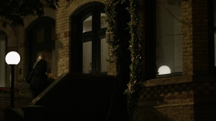 Ashley-Greene_dot_nl_Rogue-3x11NewShooter2744.jpg Ashley-Greene_dot_nl_Rogue-3x11NewShooter2744.jpg