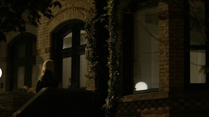 Ashley-Greene_dot_nl_Rogue-3x11NewShooter2745.jpg Ashley-Greene_dot_nl_Rogue-3x11NewShooter2745.jpg