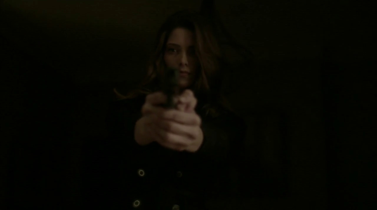 Ashley-Greene_dot_nl_Rogue-3x12Hardboiled0140.jpg Ashley-Greene_dot_nl_Rogue-3x12Hardboiled0140.jpg
