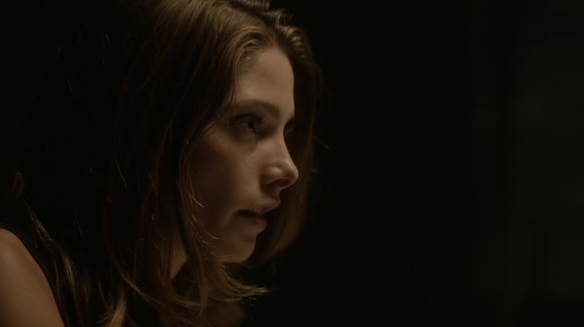 Ashley-Greene-dot-NL_Rouge3x1300051.jpg