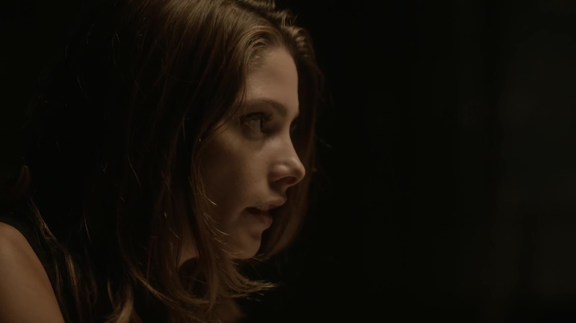 Ashley-Greene-dot-NL_Rouge3x1300053.jpg