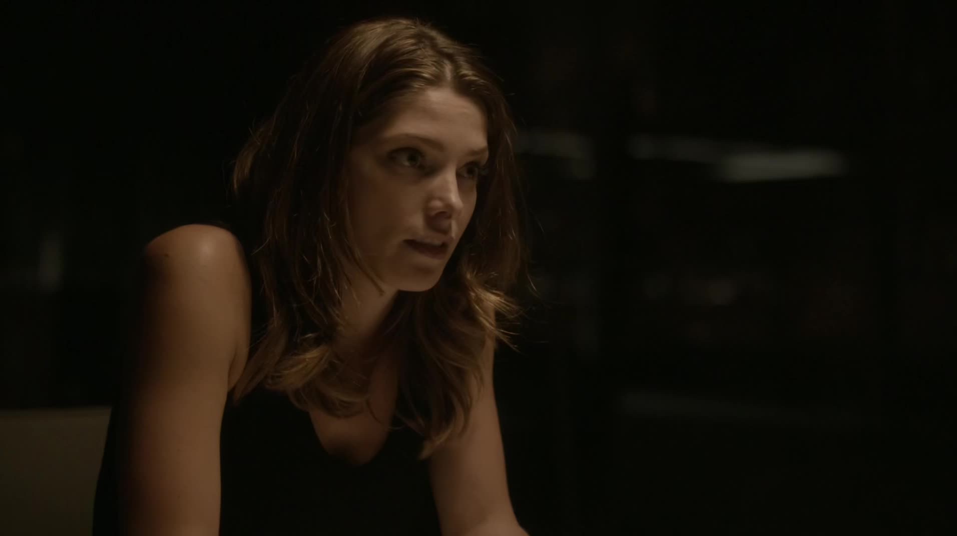 Ashley-Greene-dot-NL_Rouge3x1300055.jpg