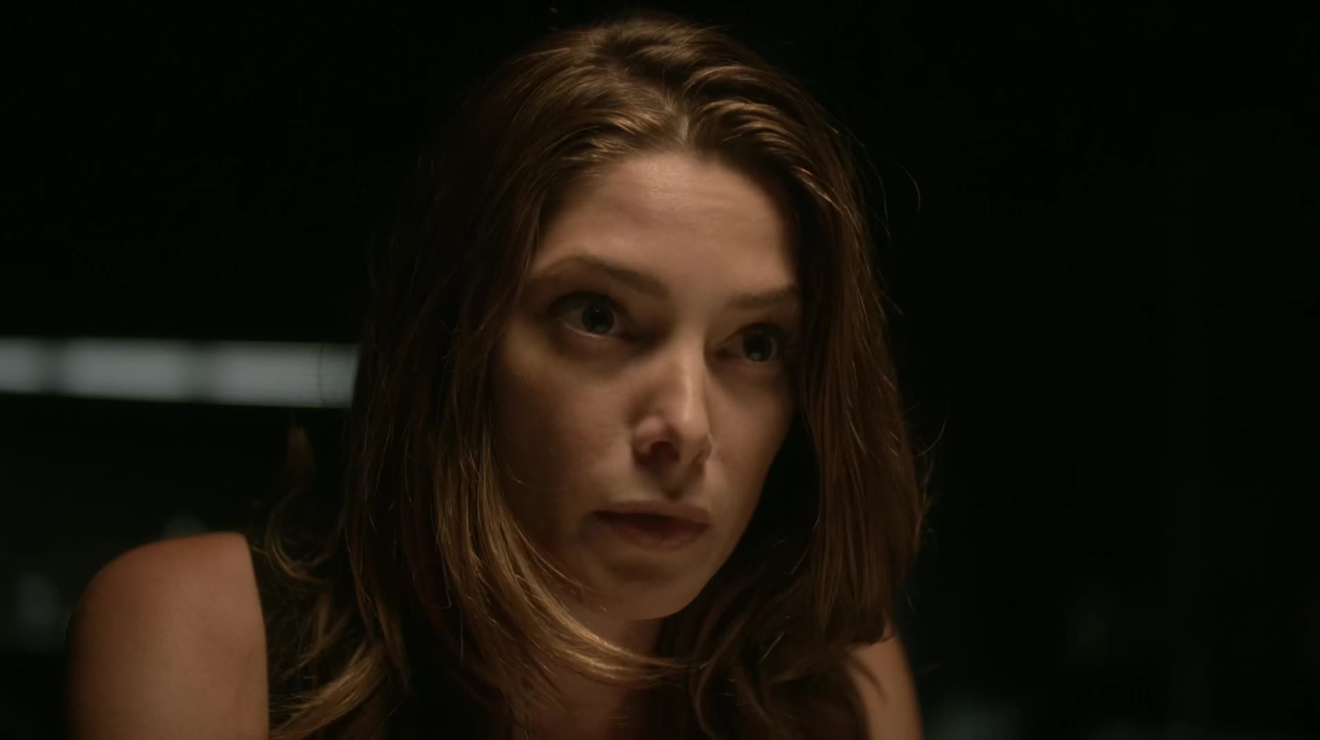 Ashley-Greene-dot-NL_Rouge3x1300062.jpg