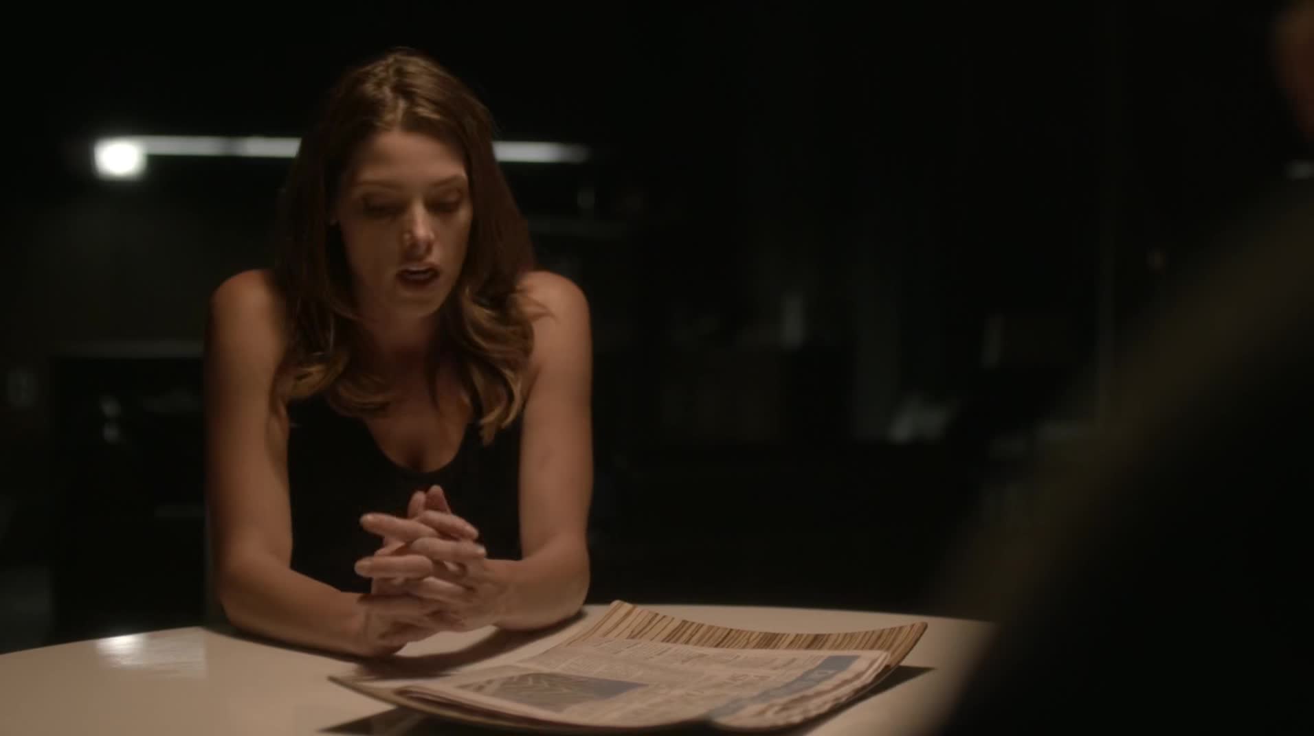 Ashley-Greene-dot-NL_Rouge3x1300078.jpg