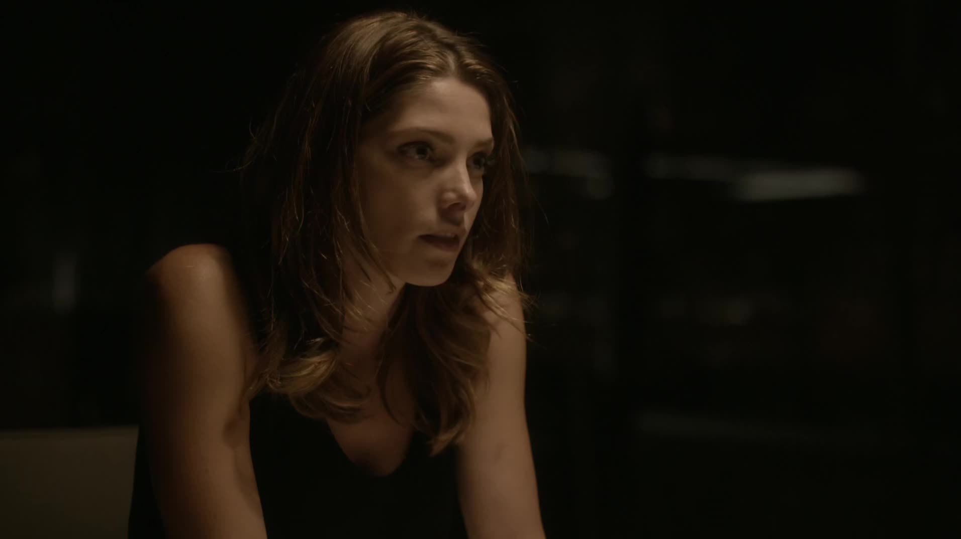 Ashley-Greene-dot-NL_Rouge3x1300088.jpg