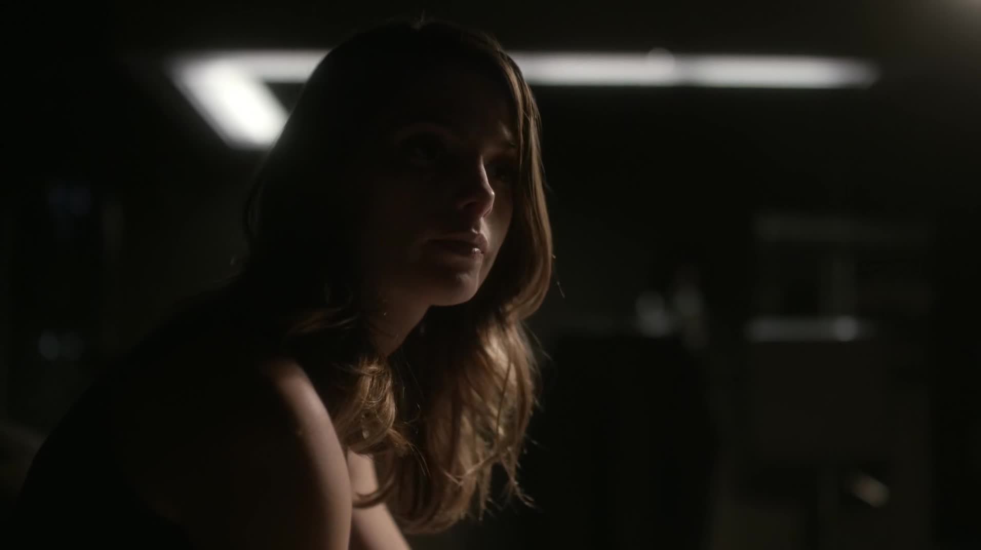 Ashley-Greene-dot-NL_Rouge3x1300111.jpg