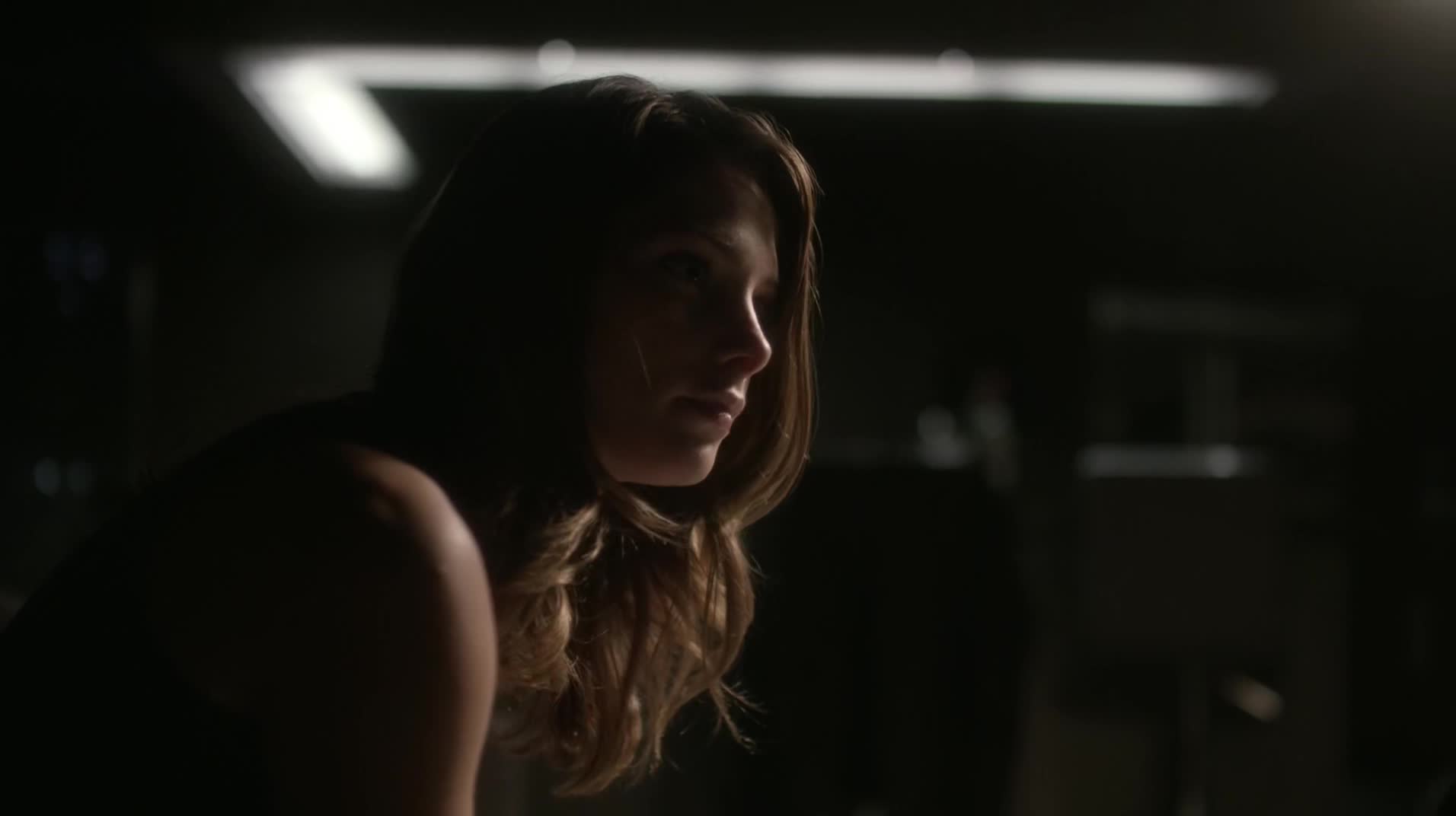Ashley-Greene-dot-NL_Rouge3x1300120.jpg