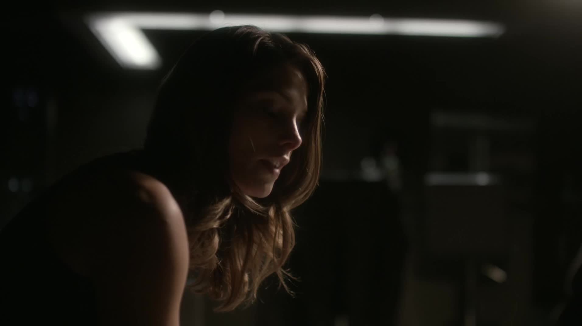 Ashley-Greene-dot-NL_Rouge3x1300121.jpg