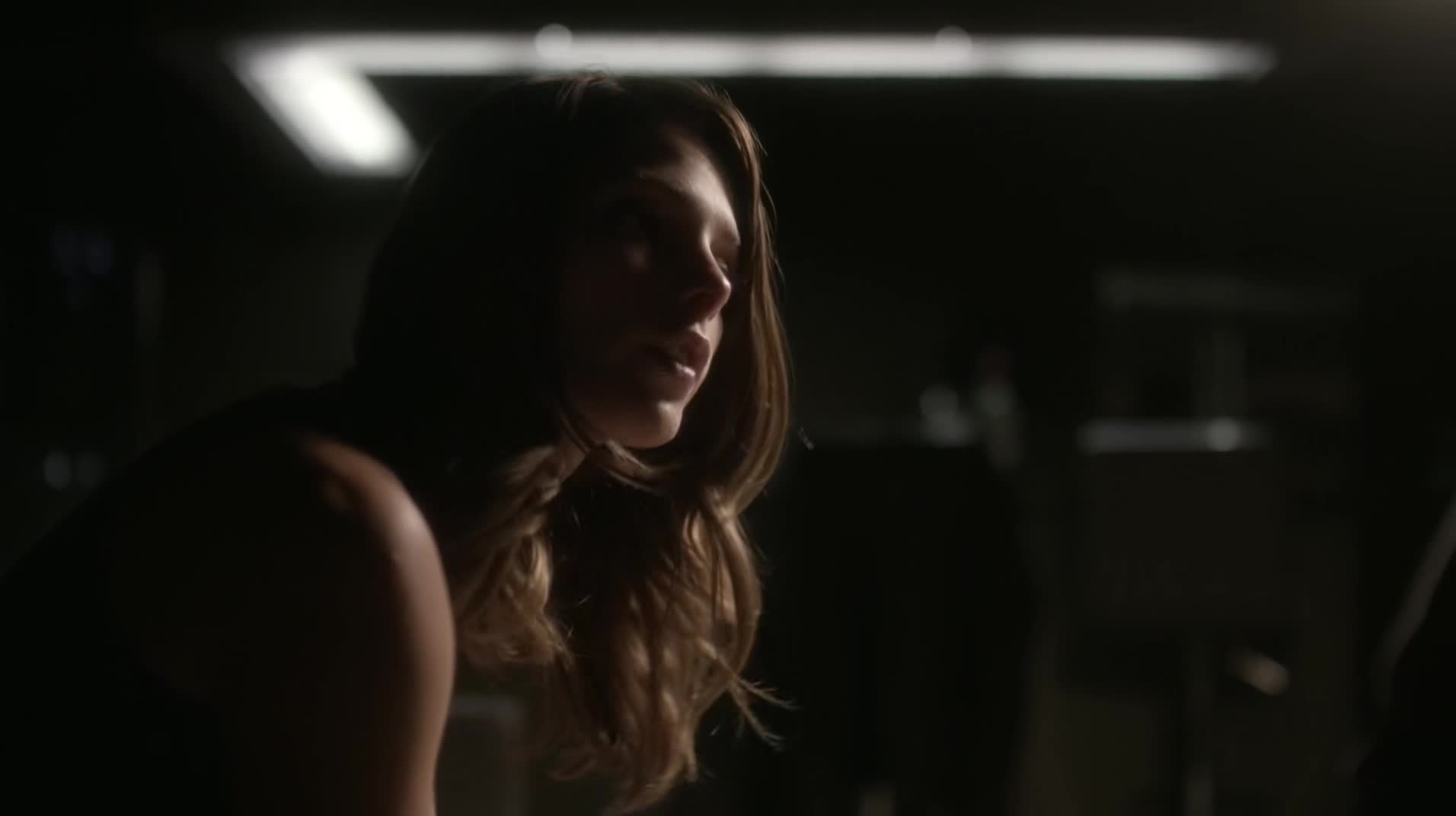Ashley-Greene-dot-NL_Rouge3x1300123.jpg