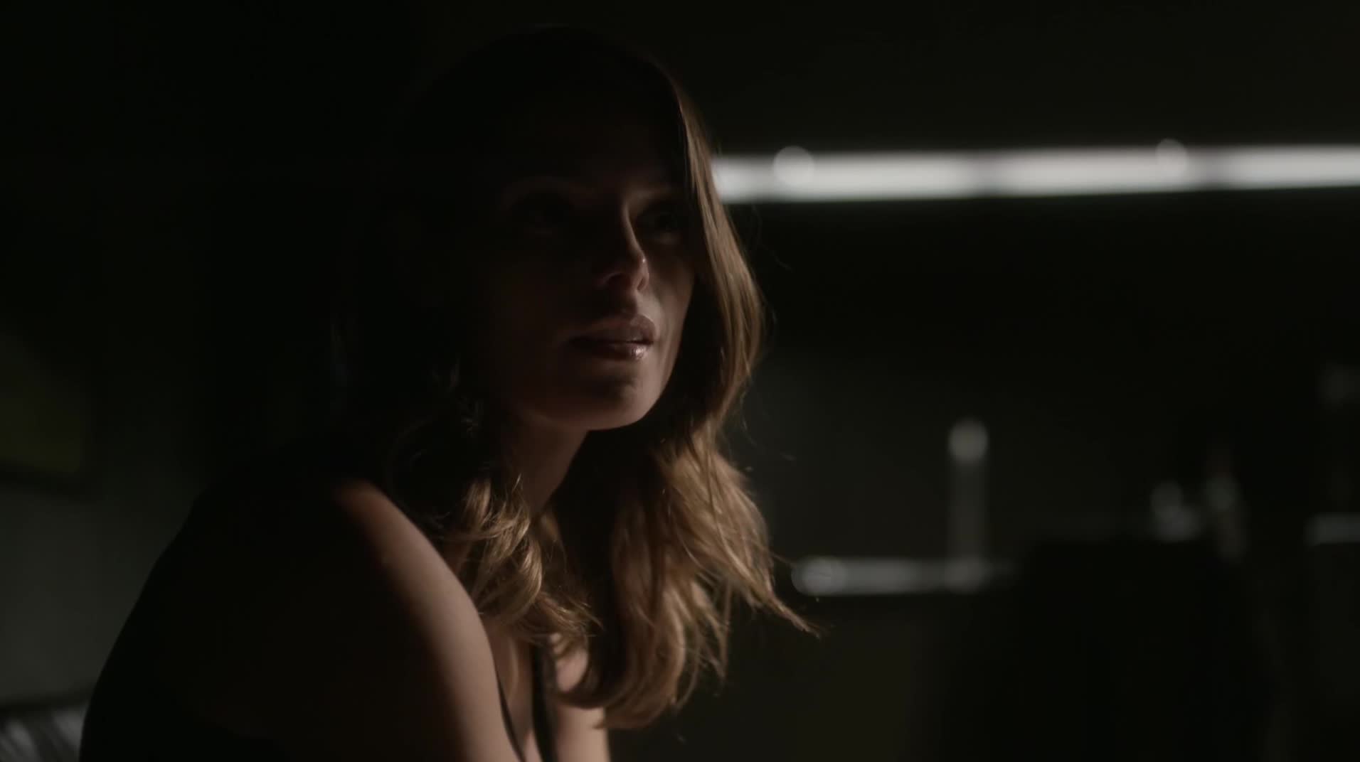 Ashley-Greene-dot-NL_Rouge3x1300142.jpg