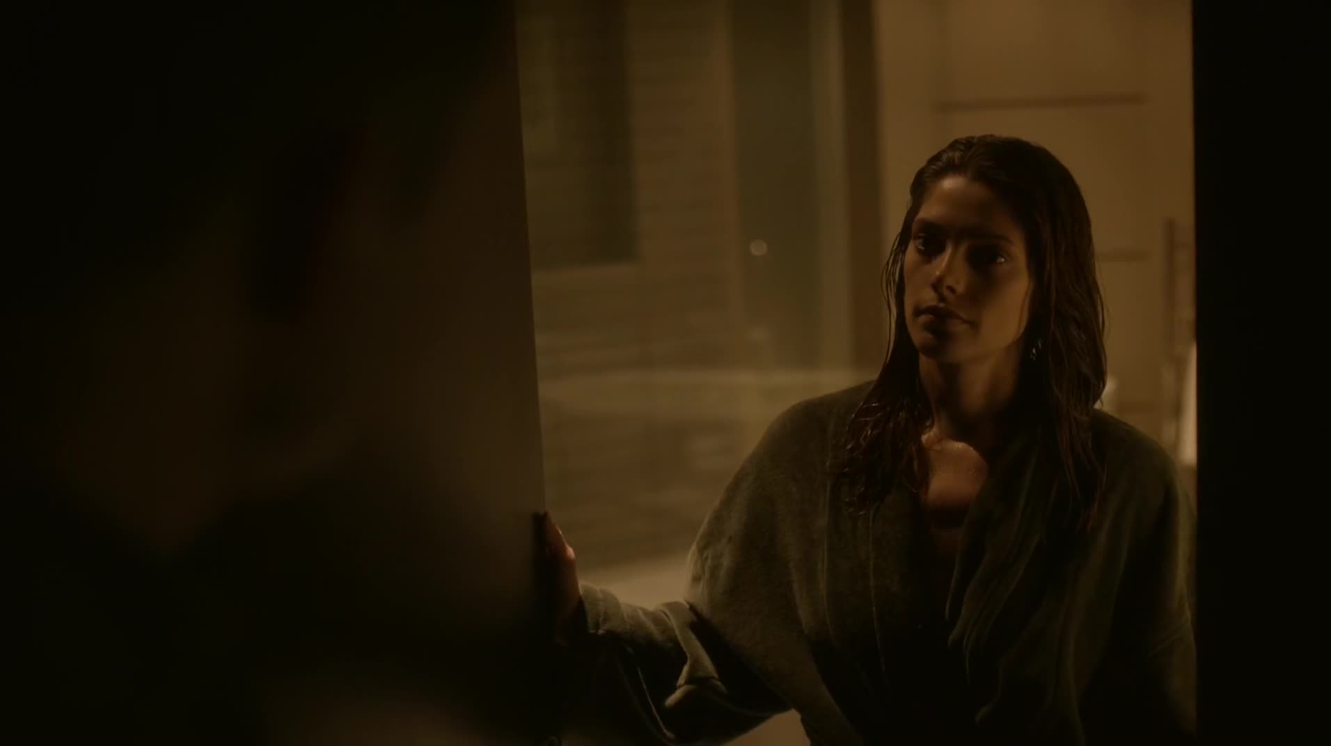 Ashley-Greene-dot-NL_Rouge3x1300148.jpg