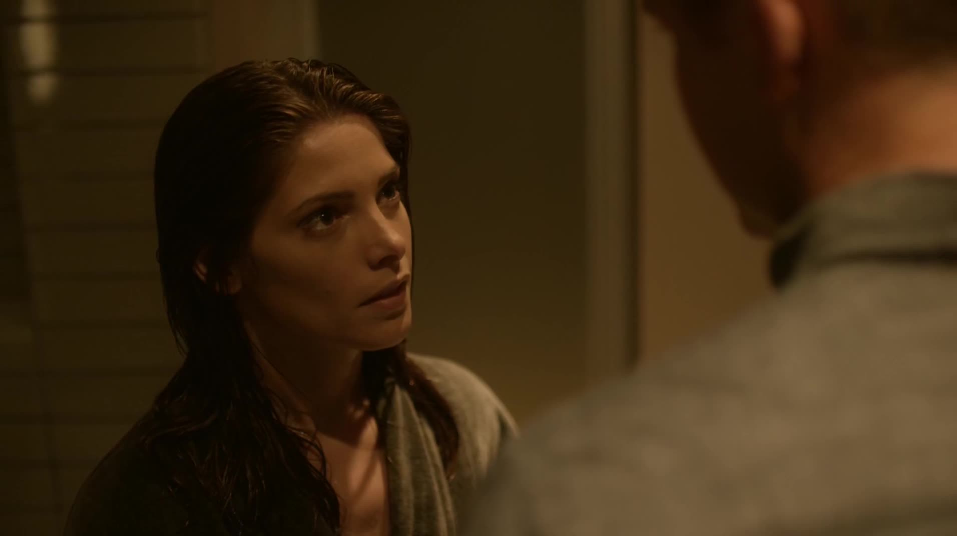 Ashley-Greene-dot-NL_Rouge3x1300160.jpg