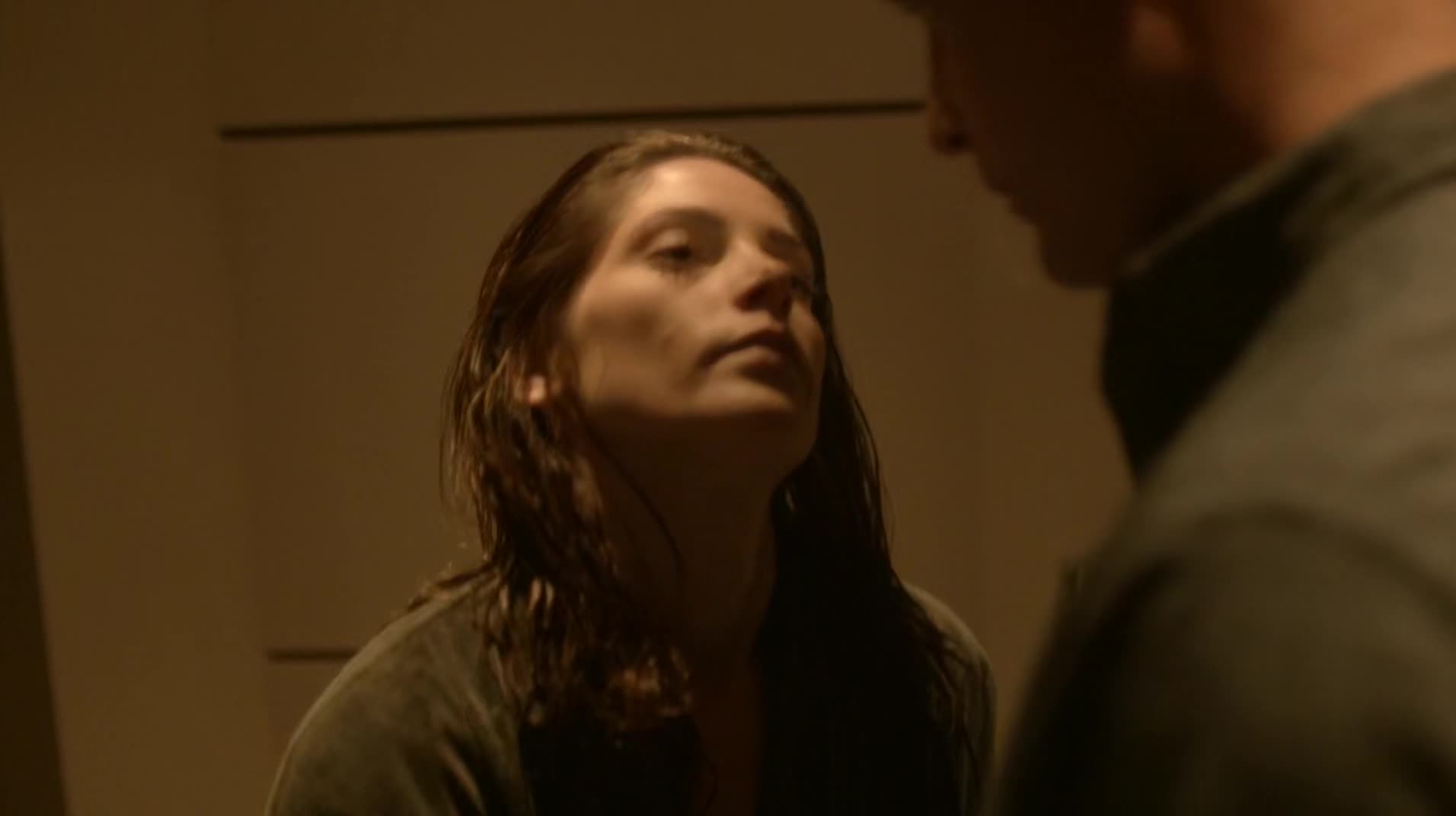 Ashley-Greene-dot-NL_Rouge3x1300165.jpg