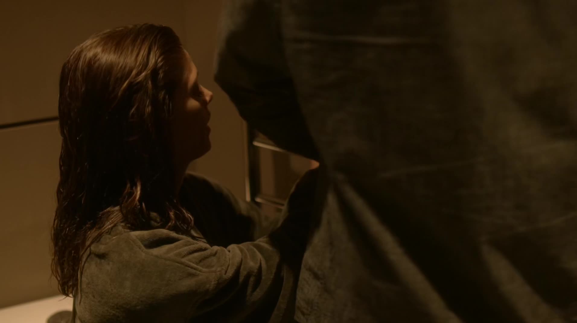 Ashley-Greene-dot-NL_Rouge3x1300181.jpg